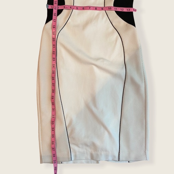 Ann Taylor Women’s Wear to Work Fitted Neutral Short Sleeve Midi Bodycon Dress 4 - Picture 15 of 15